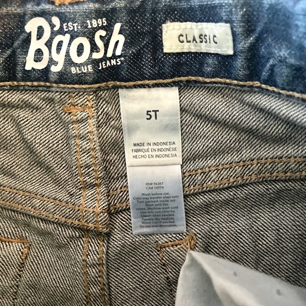 NWT Oshkosh jeans and 2 long sleeve tees Size 5